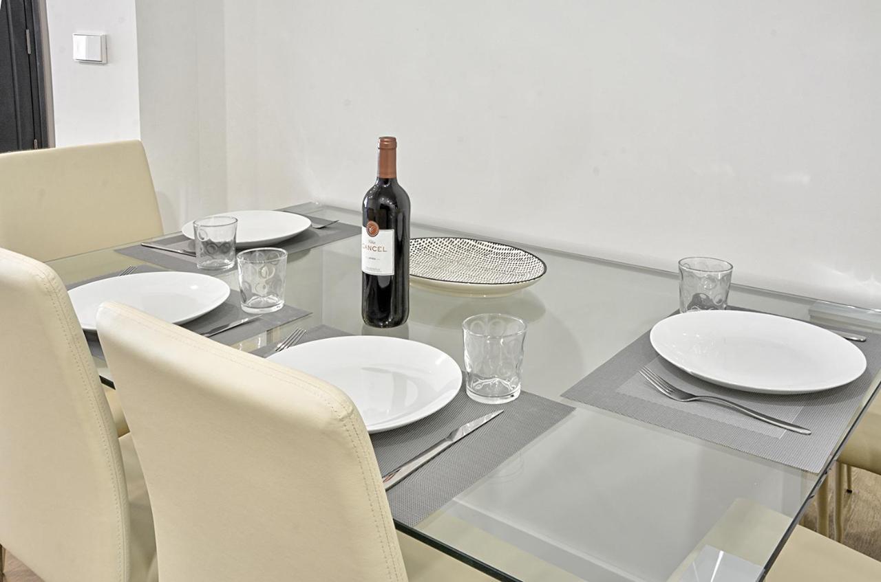 Apartamento De Dos Dormitorios En Triana 세비야 외부 사진